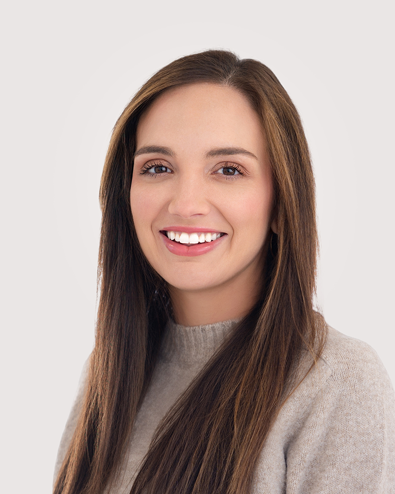 Headshot of Cheyanna Isernhagen, nurse practitioner and clinical director at Mac Aesthetics in Edmond, OK, looking professional and approachable.